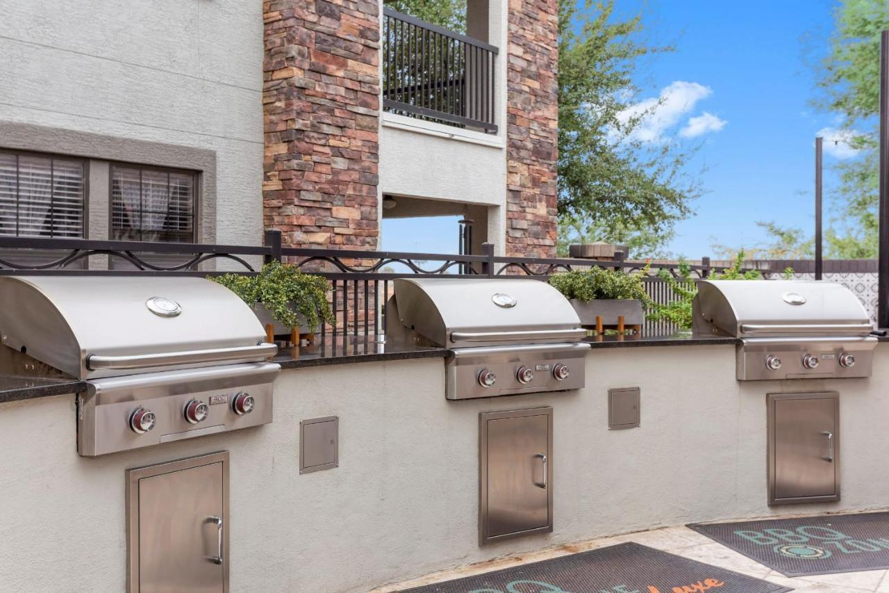 Cozysuites Glendale By The Stadium With Pool 03 Exterior photo
